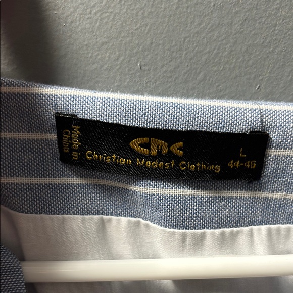 Woman’s Large Blue and White Tie Front Sheath Dress with Dolman Sleeves - Picture 8 of 8